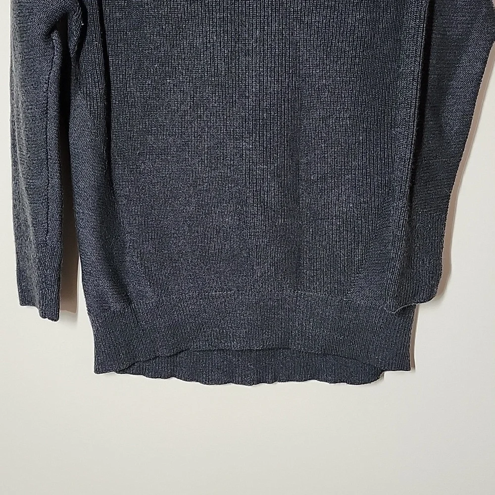 Athleta Merino Wool Deep V Casual Knit Sweater Layering Warm Womens small
